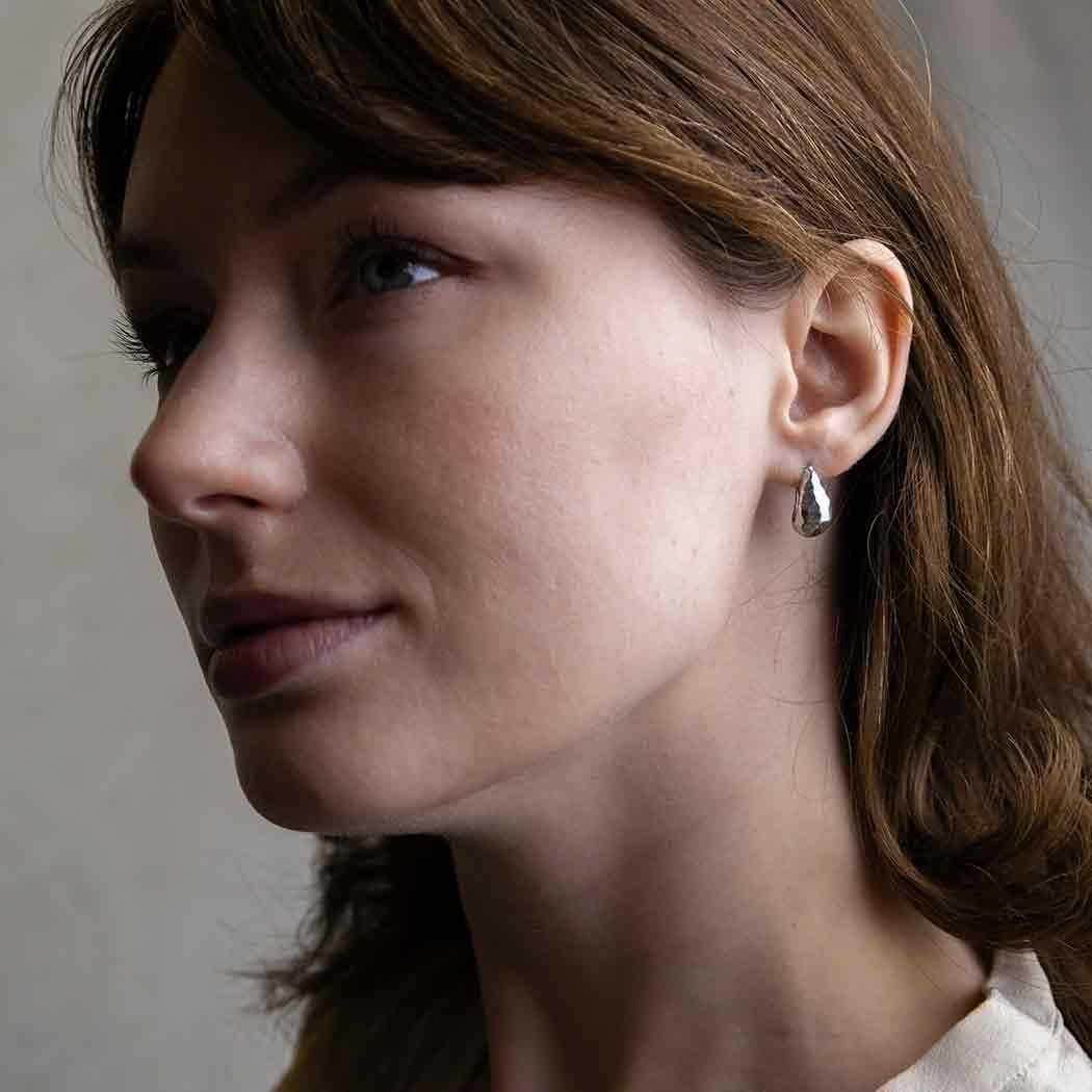 Hammered Teardrop Huggie Hoops - Image 5