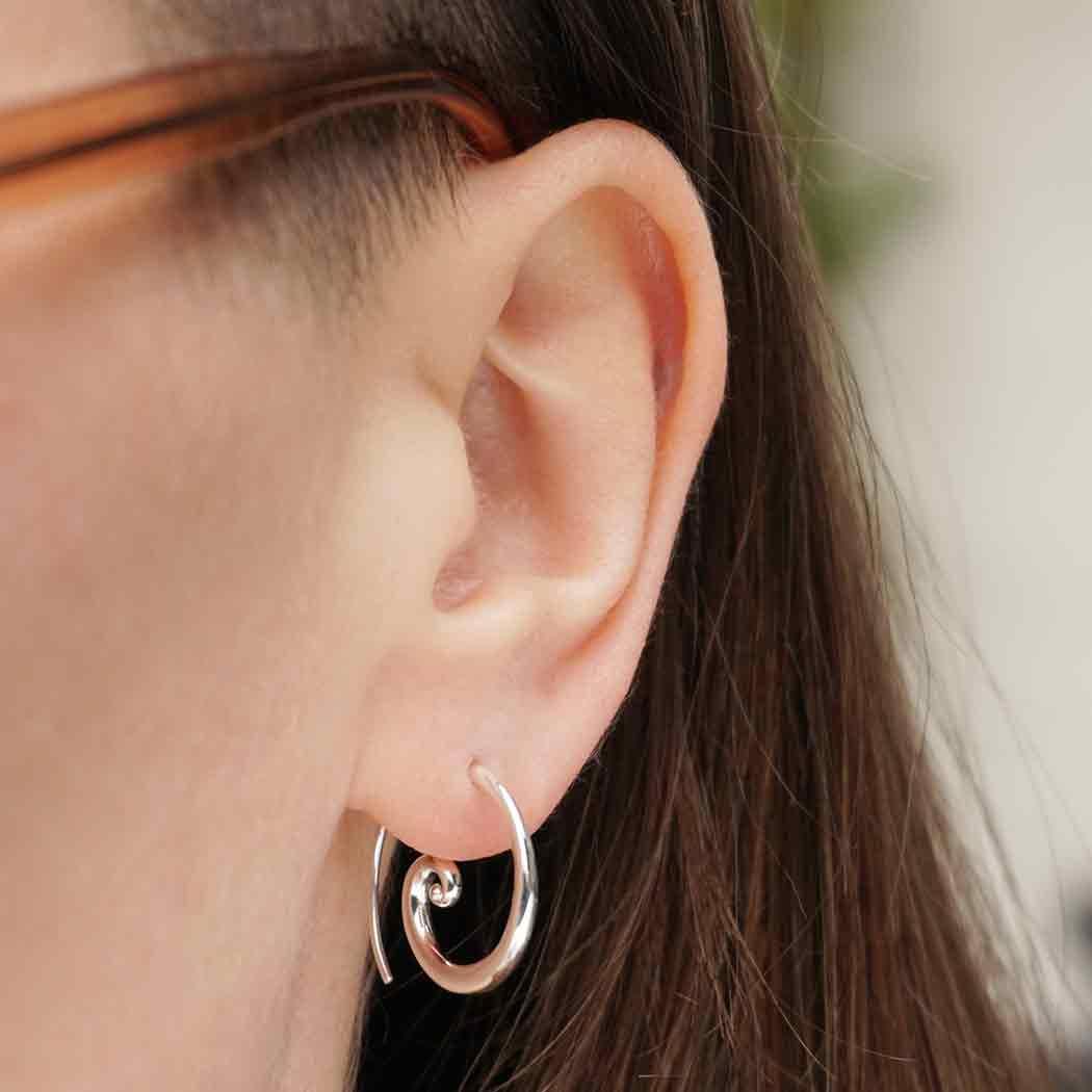 Tapered Swirl Hoop Earrings - Image 6